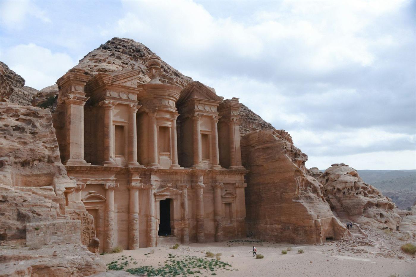 De rotsstad Petra in Jordanië